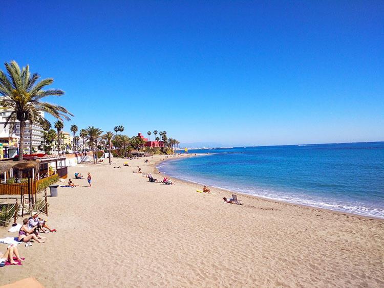 Duplex Benalmadena Los Patos Eksteriør bilde
